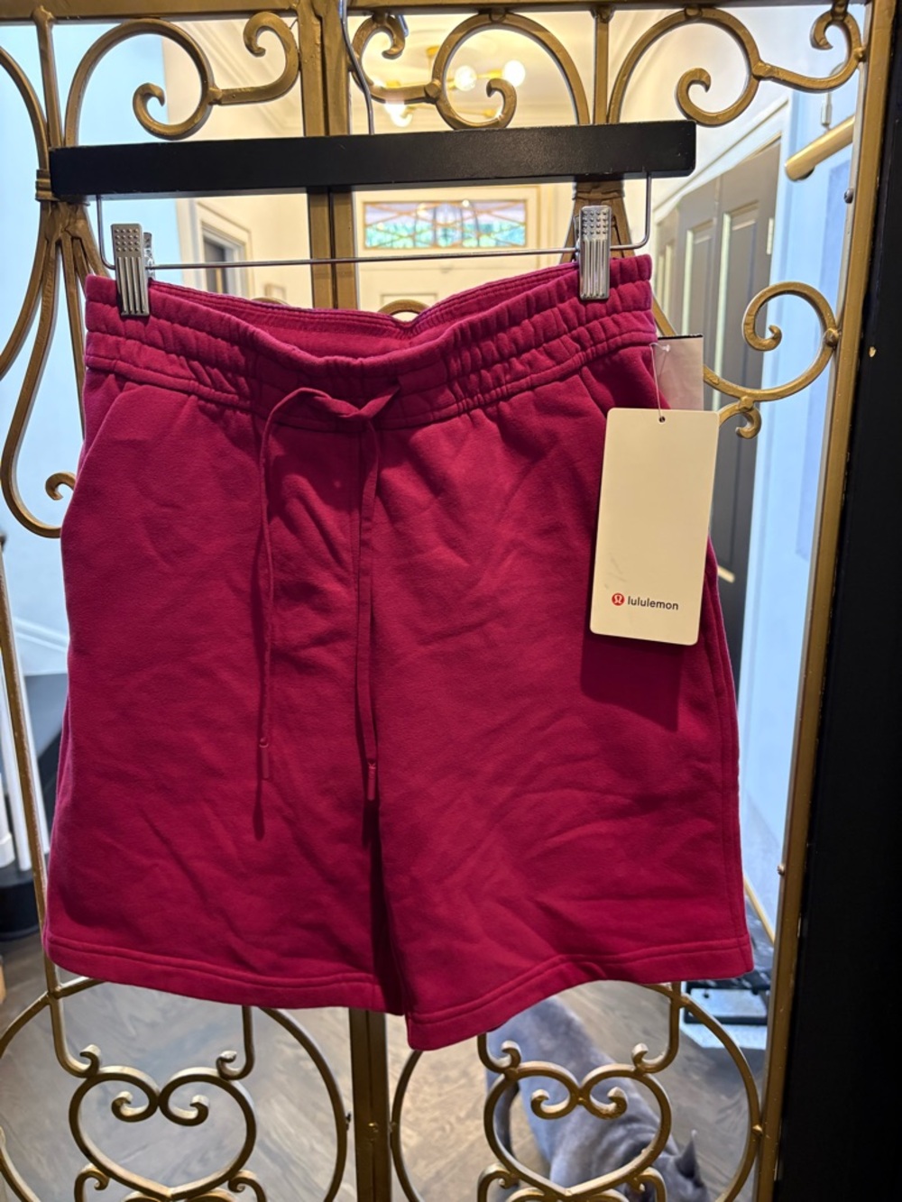 lululemon athletica Magenta Drawstring Athletic Shorts size 4 small nwt as is 7